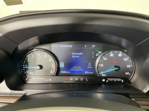 Used 2022 Ford Explorer Limited AWD/4WD image 20