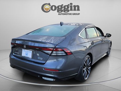 New 2025 Honda Accord Touring image 5
