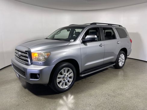 Used 2008 Toyota Sequoia Platinum RWD image 7