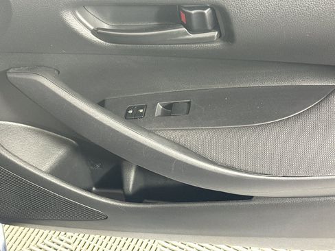 Used 2023 Toyota Corolla LE FWD image 28