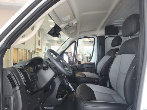New 2025 RAM ProMaster 1500 w/ Convenience Group FWD image 36