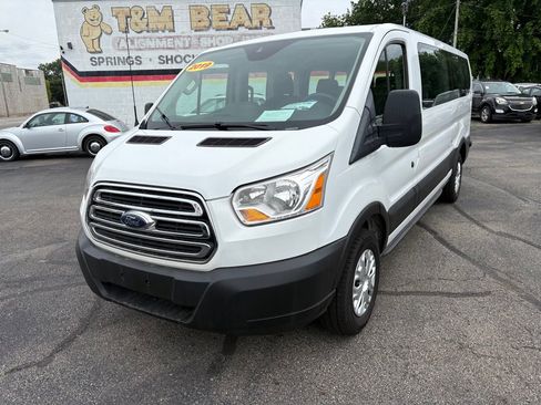 Used 2019 Ford Transit 350 XLT RWD image 7
