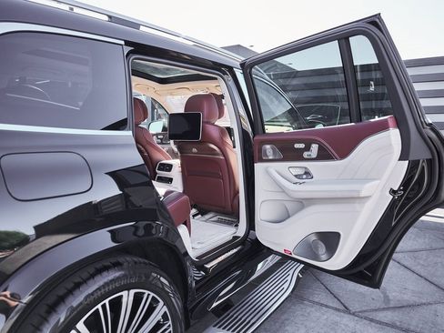 Used 2026 Mercedes-Benz Maybach GLS 600 Maybach GLS 600 image 25