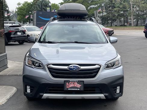 Used 2022 Subaru Outback Limited image 4