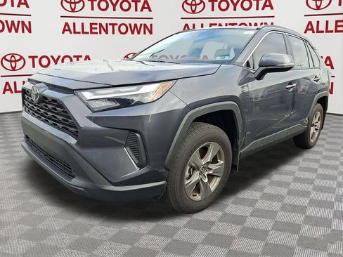 Used 2025 Toyota RAV4 XLE w/ Convenience Package AWD/4WD image 3