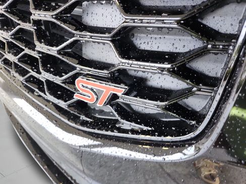 New 2026 Ford Explorer ST AWD/4WD image 32