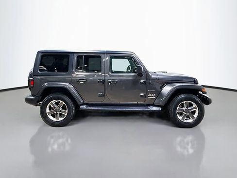 Used 2021 Jeep Wrangler Unlimited Sahara w/ Cold Weather Group image 6