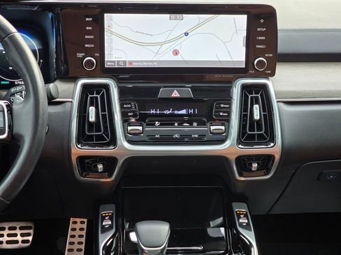 Used 2023 Kia Sorento SX Prestige image 35