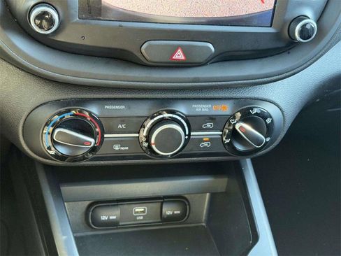 Used 2024 Kia Soul LX w/ Option Group 015 image 5