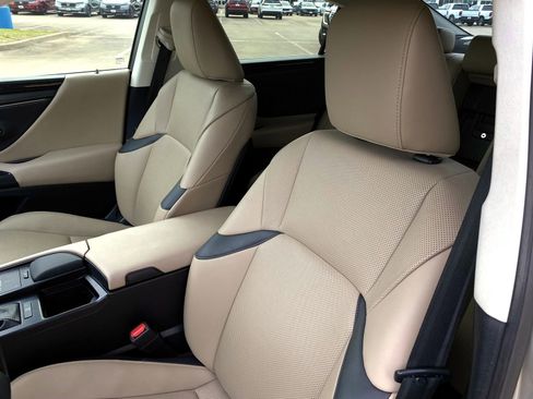 Used 2020 Lexus ES 350 w/ Premium Package image 12