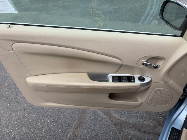 Used 2013 Chrysler 200 Limited FWD image 12