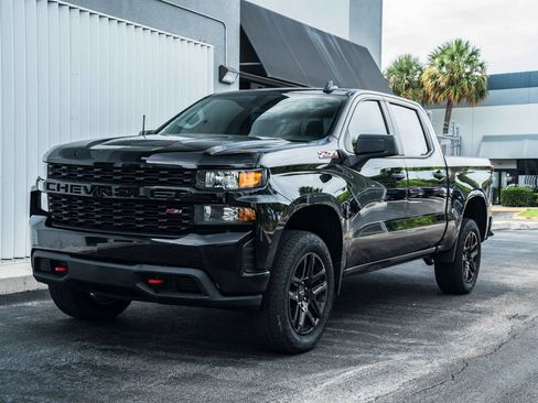 Used 2022 Chevrolet Silverado 1500 Custom Trail Boss AWD/4WD image 3