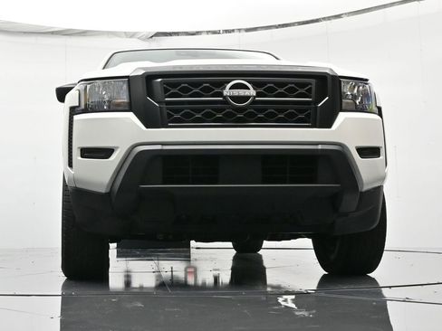 Used 2022 Nissan Frontier S w/ Technology Package image 47