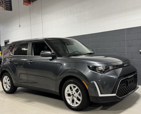 Used 2024 Kia Soul LX w/ LX Technology Package FWD image 4