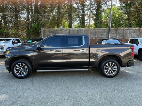 Used 2021 Chevrolet Silverado 1500 High Country w/ Technology Package AWD/4WD image 7