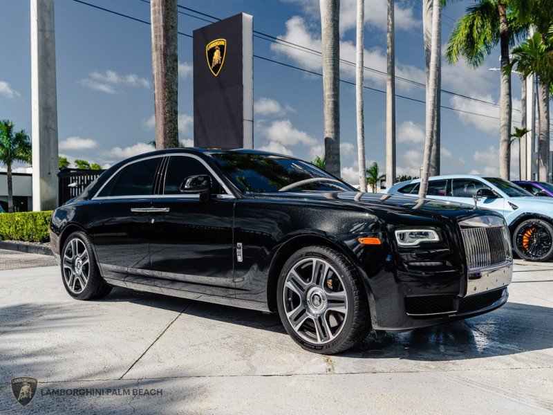 Used 2017 Rolls-Royce Ghost RWD image 8