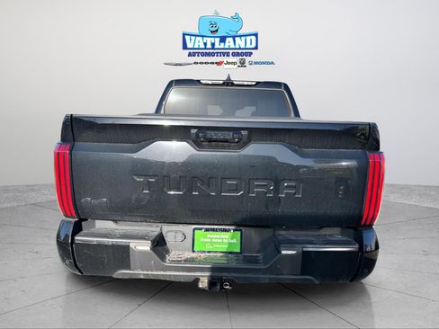 Used 2024 Toyota Tundra Platinum AWD/4WD image 4