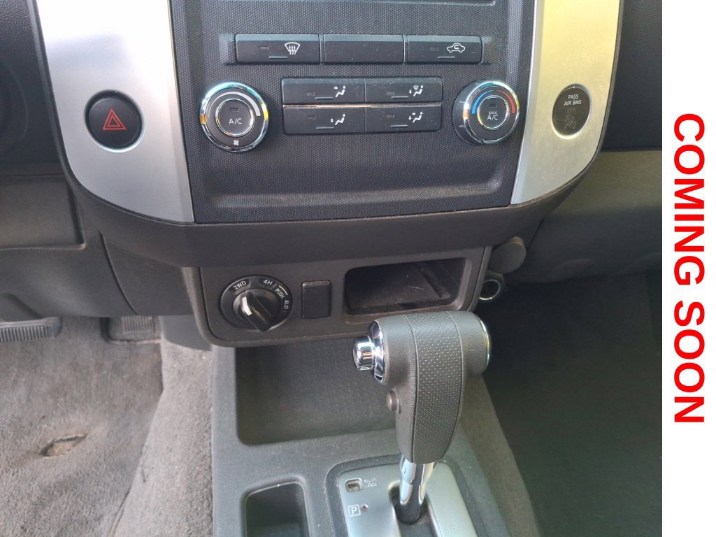 Used 2009 Nissan Frontier SE w/ SE Value Truck Pkg AWD/4WD image 14