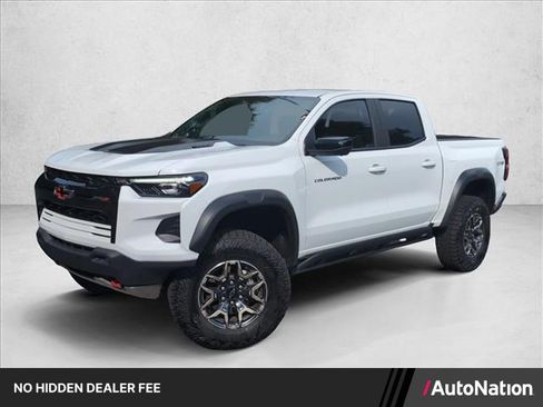 Used 2026 Chevrolet Colorado ZR2 w/ Technology Package AWD/4WD image 1