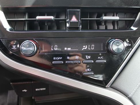 Certified 2024 Toyota Camry SE FWD image 24