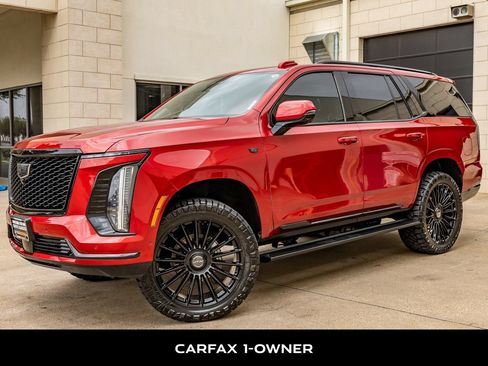Used 2025 Cadillac Escalade Sport Platinum AWD/4WD image 5