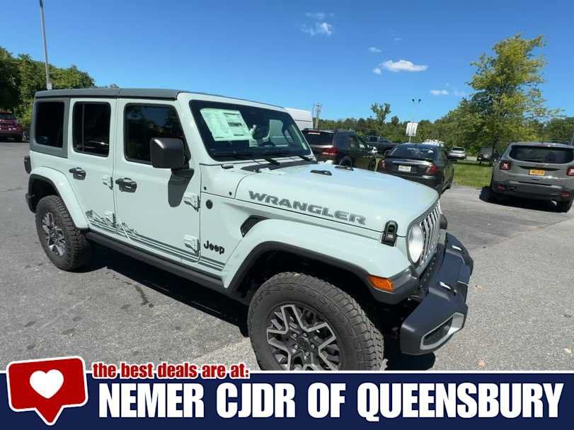 New 2026 Jeep Wrangler Unlimited Sahara w/ Rockslide Package AWD/4WD image 2