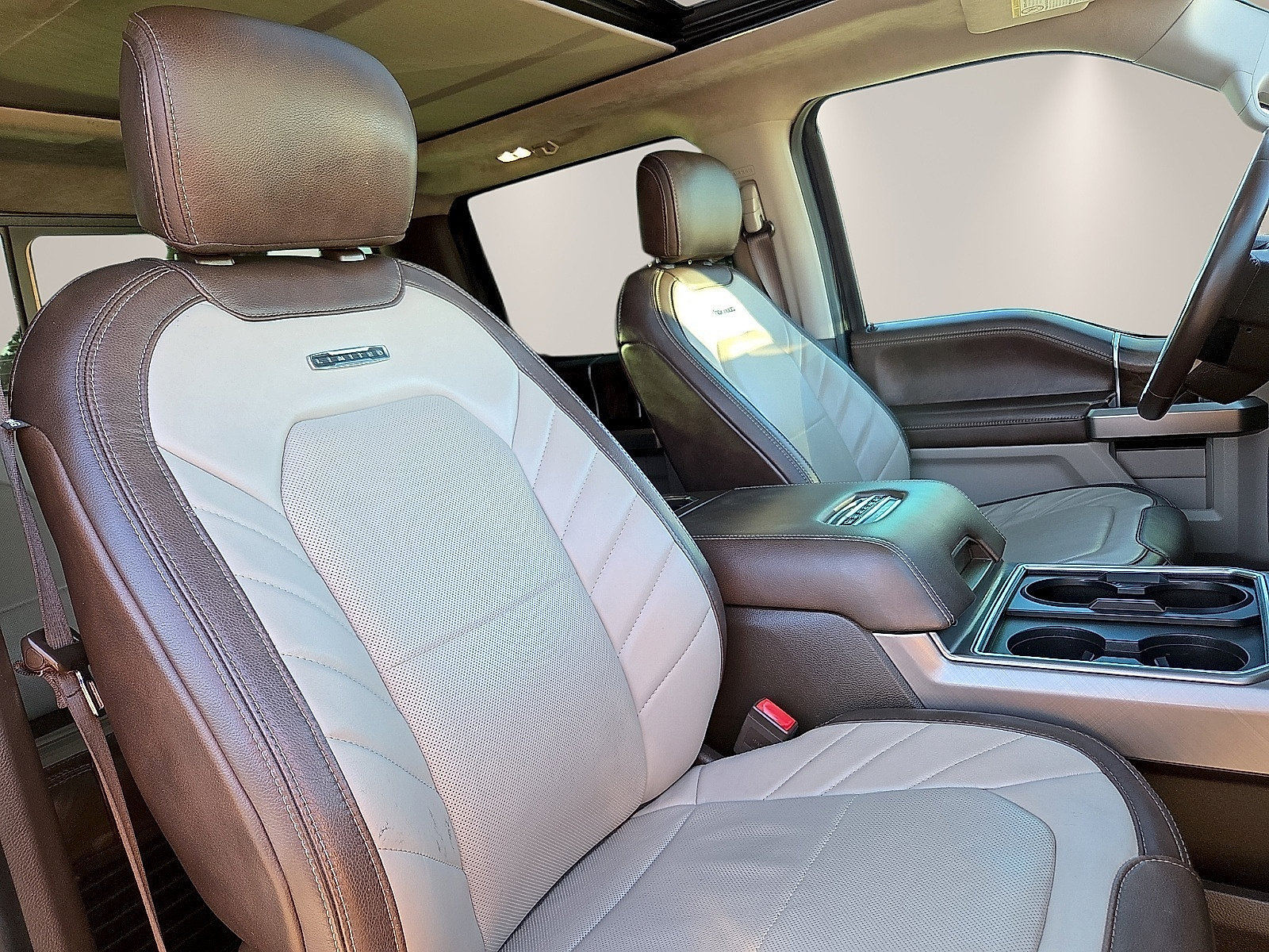Used 2019 Ford F250 Limited w/ FX4 Off-Road Package AWD/4WD image 9