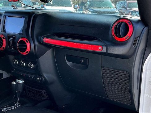 Used 2015 Jeep Wrangler Unlimited Sahara w/ Connectivity Group image 24