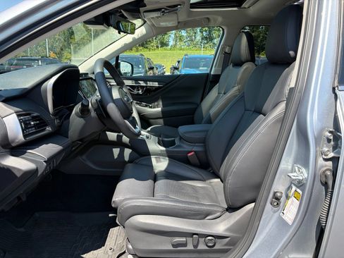 Certified 2025 Subaru Outback Touring w/ Popular Package #2 AWD/4WD image 28
