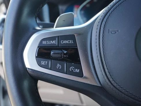 Used 2021 BMW 330i Sedan w/ M Sport Package RWD image 21