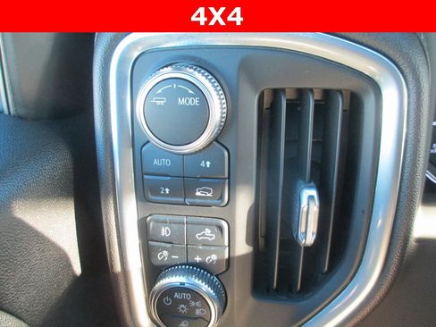 Certified 2022 GMC Sierra 1500 SLT image 23