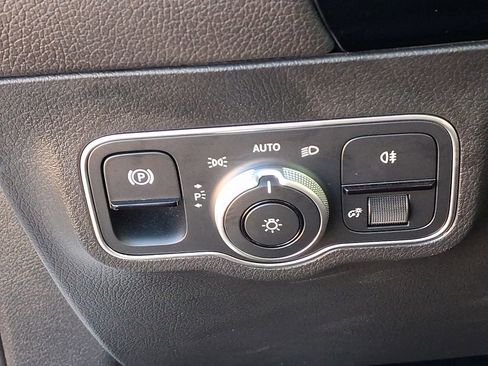 Used 2024 Mercedes-Benz GLA 250 4MATIC image 27