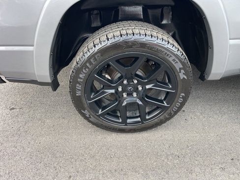 Used 2022 RAM 1500 Laramie image 9