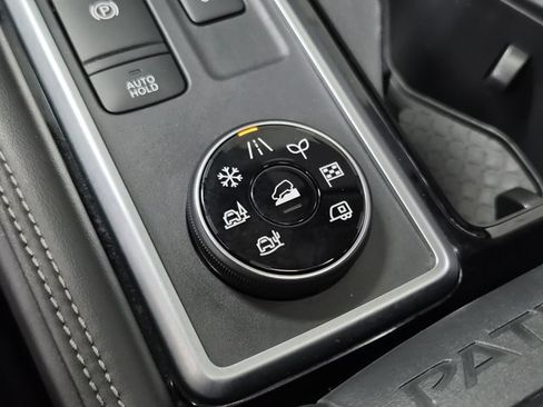 Used 2022 Nissan Pathfinder Platinum w/ Cargo Package image 34