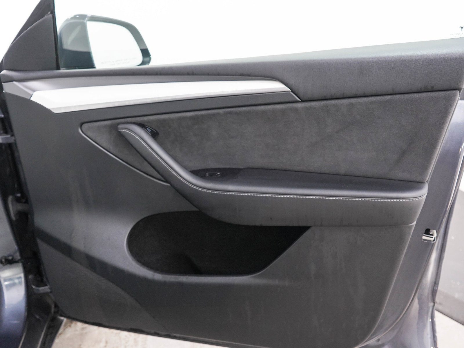 Used 2023 Tesla Model Y Performance AWD/4WD image 12