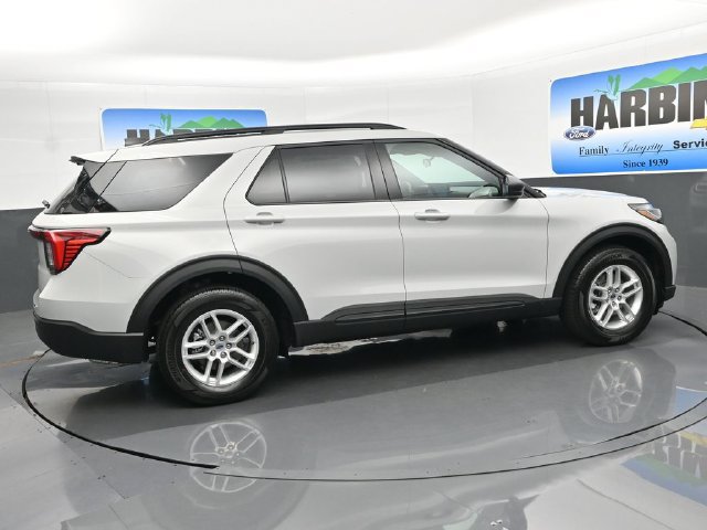 New 2027 Ford Explorer Active RWD image 6