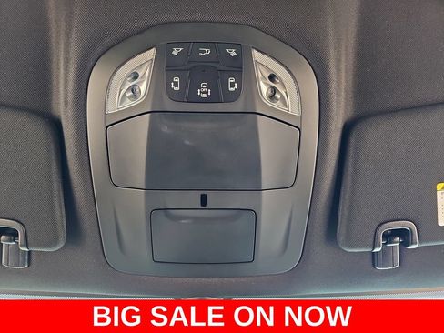 New 2027 Chrysler Pacifica Select FWD image 32