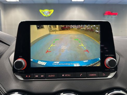 Used 2025 Nissan Sentra SV image 27