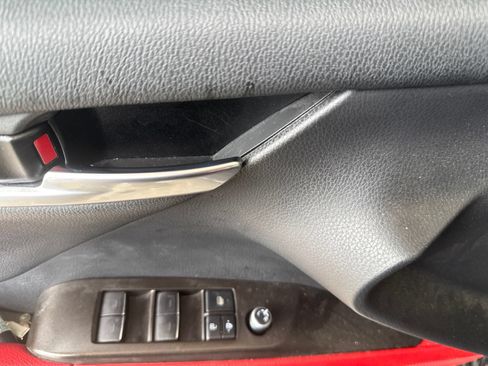 Used 2021 Toyota Camry XSE FWD image 5
