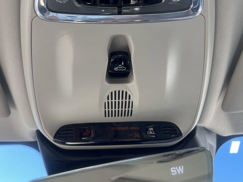 Used 2020 Volvo S60 T6 Momentum AWD/4WD image 17