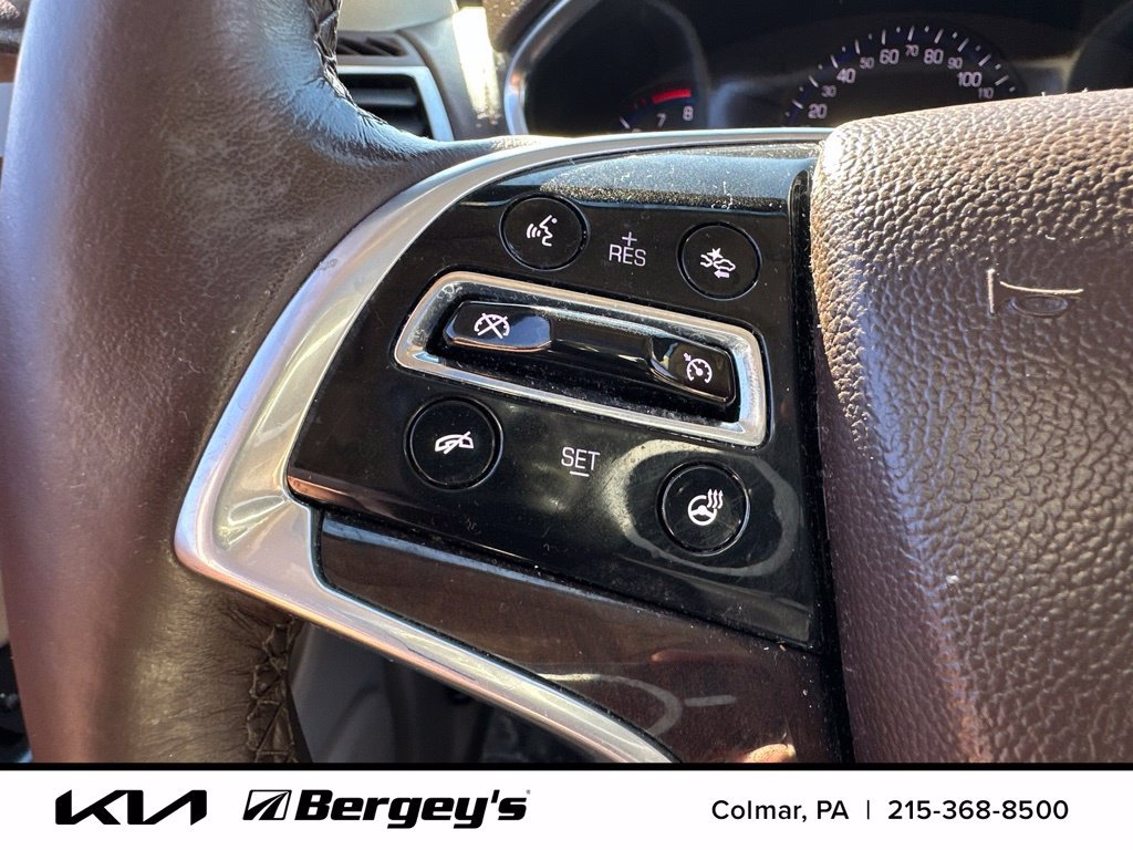 Used 2015 Cadillac SRX Luxury w/ Driver Awareness Package FWD image 19