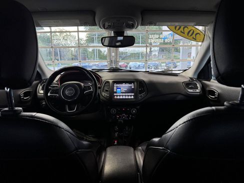 Used 2020 Jeep Compass Trailhawk AWD/4WD image 16