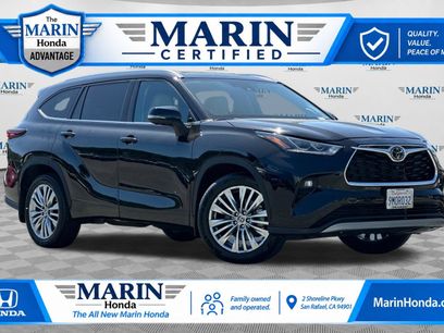 Used 2024 Toyota Highlander Platinum
