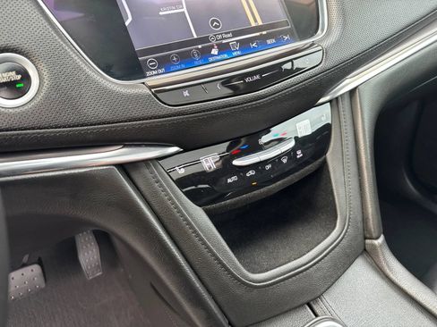 Used 2017 Cadillac XT5 Luxury w/ Driver Awareness Package AWD/4WD image 26