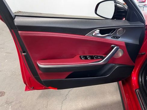 Used 2018 Kia Stinger GT1 RWD image 24
