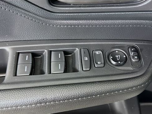 Certified 2023 Honda Odyssey Sport image 24