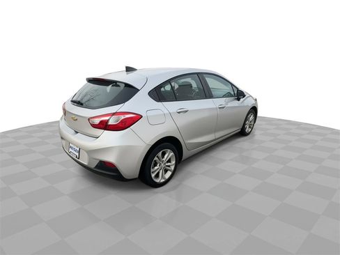 Certified 2019 Chevrolet Cruze LS w/ LS Convenience Package image 8