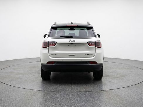 Used 2025 Jeep Compass Limited AWD/4WD image 7