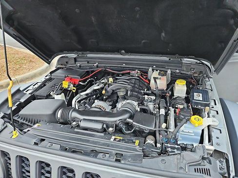 Used 2022 Jeep Gladiator Rubicon w/ LED Lighting Group image 25