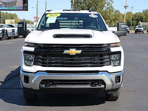 Used 2025 Chevrolet Silverado 3500 W/T w/ WT Convenience Package image 8